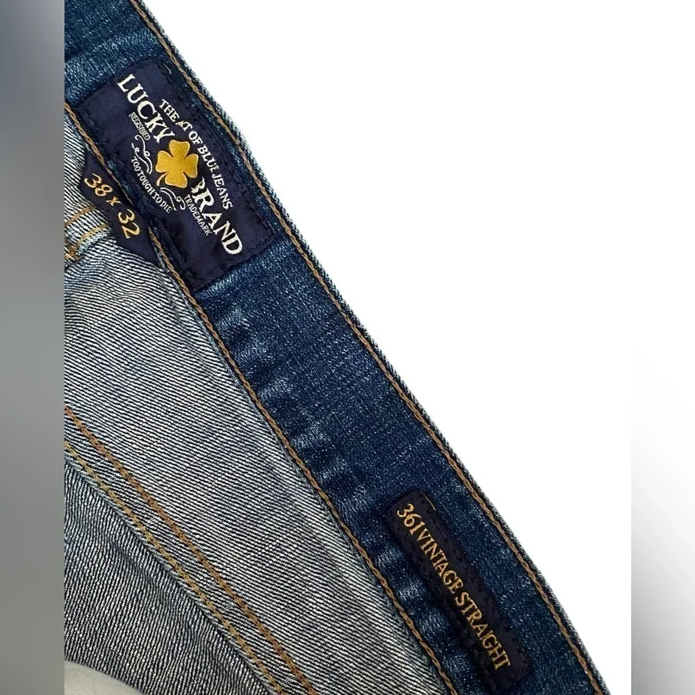 LUCKY BRAND 361 VINTAGE STRAIGHT Boho Chic Size 38/32 Medium Wash Blue Normcore